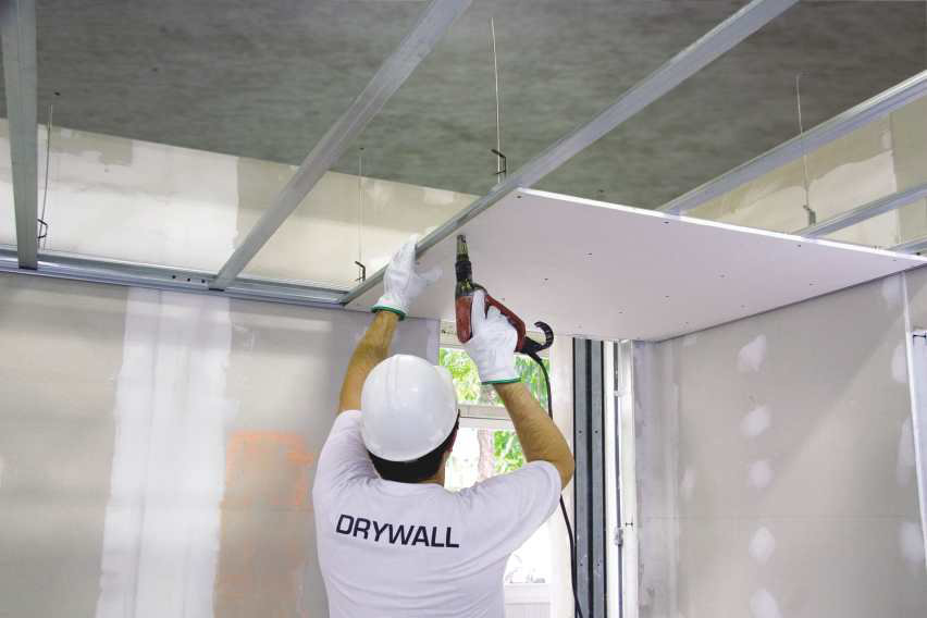 instalacao-teto-de-gesso-drywall